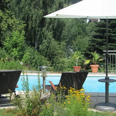 In Mit Garten By Interhome דירה